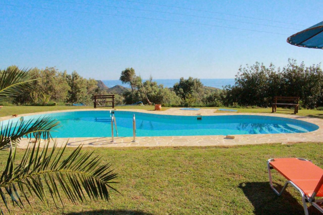 Vila Petra-Mare Triopetra Exteriér fotografie