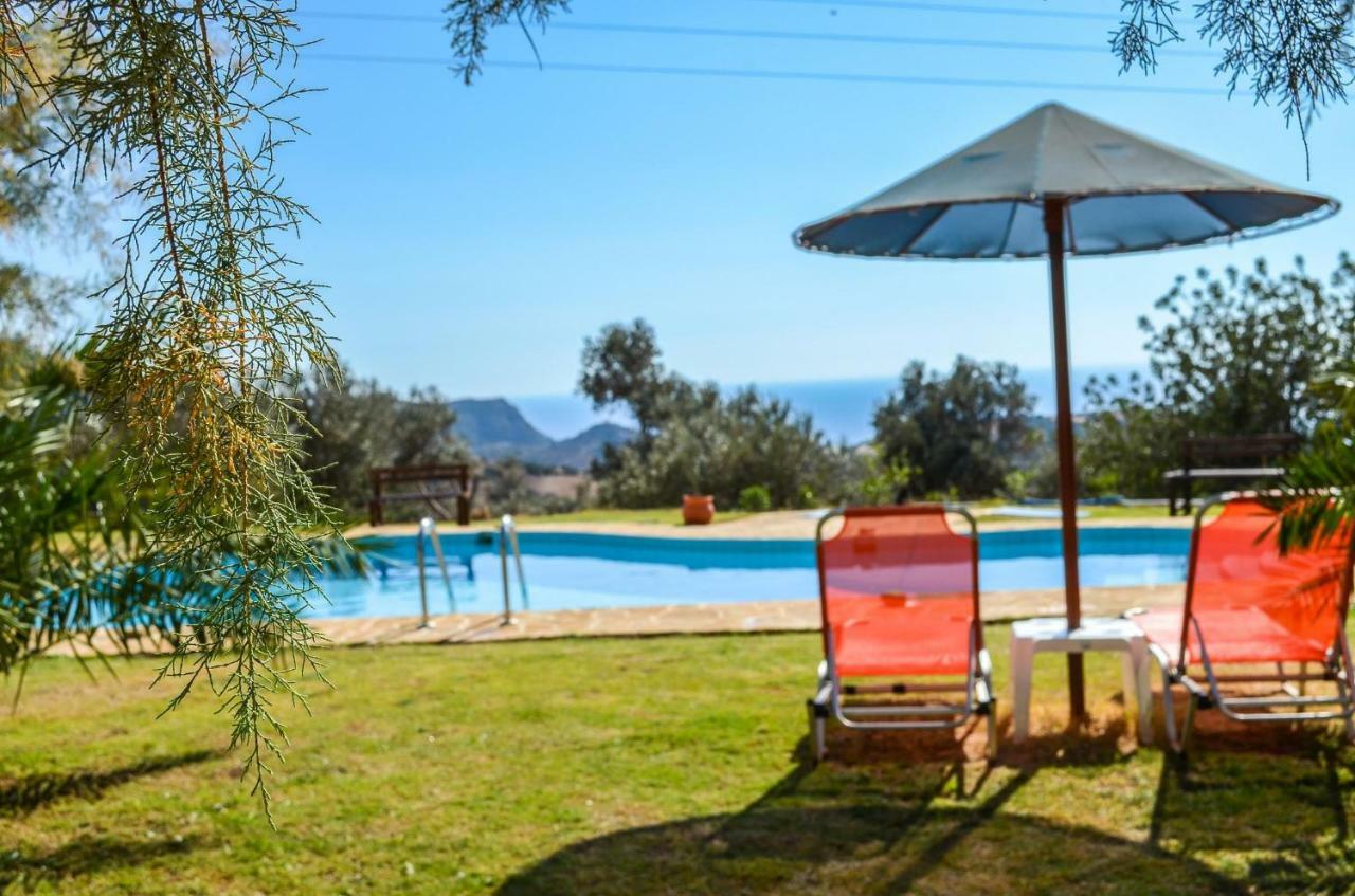 Vila Petra-Mare Triopetra Exteriér fotografie
